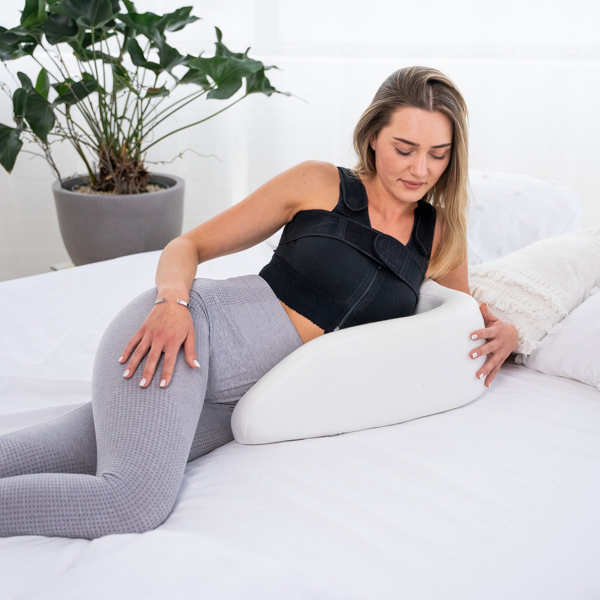 laNora® Basic Breast Pillow